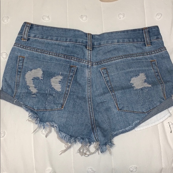 SHORTS - Picture 2 of 2